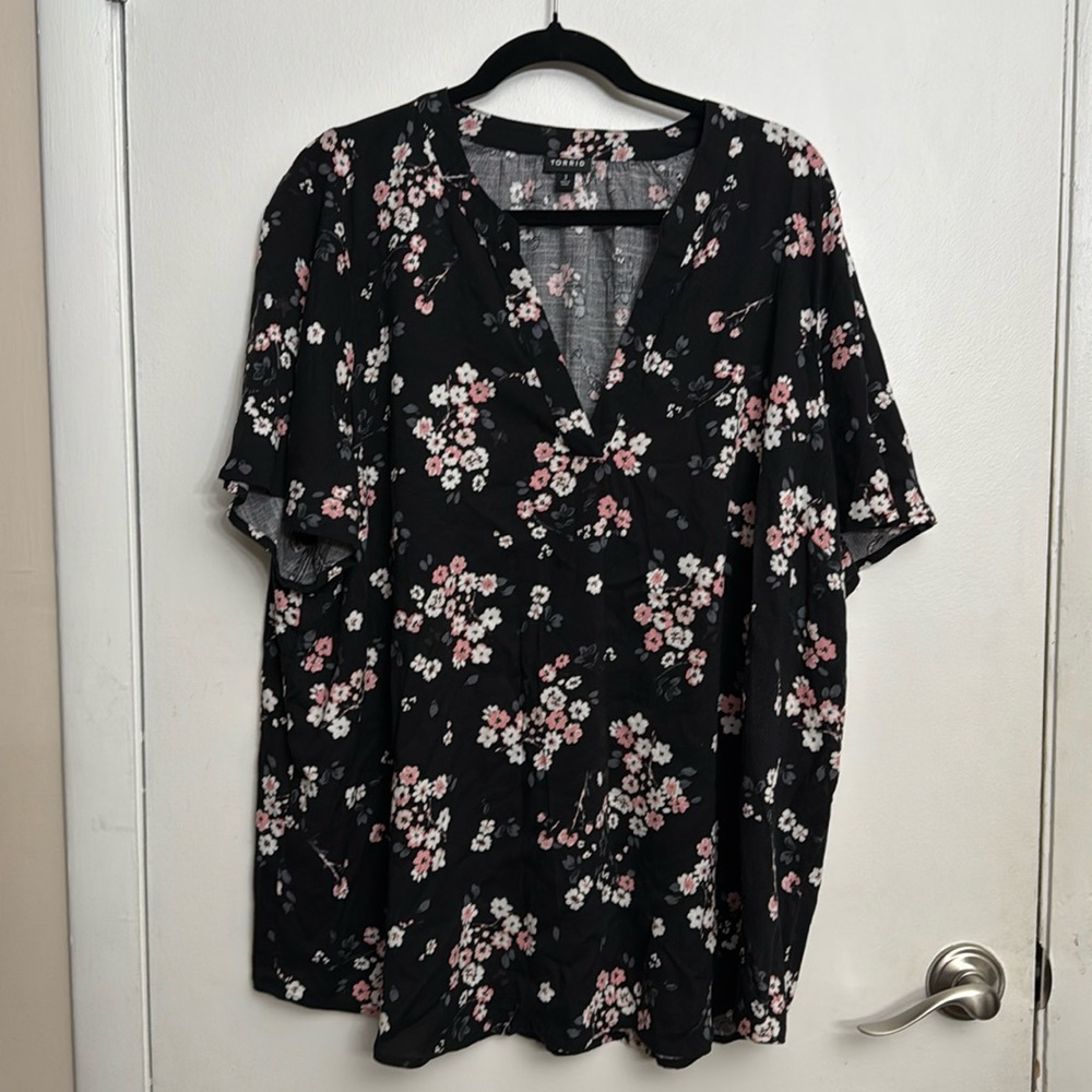 Women’s blouse